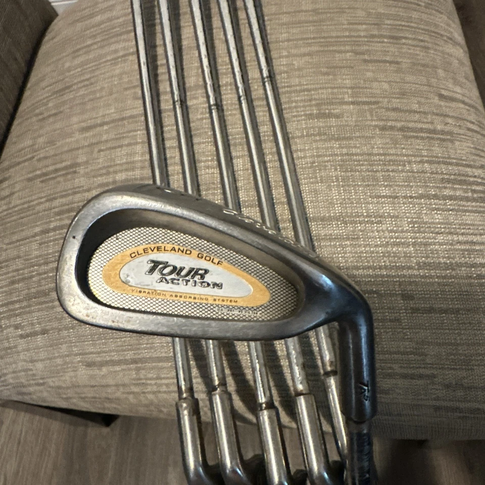 Cleveland Tour Action TA5 Irons 5-PW Stiff Flex HG Pured Steel Shafts - Image 2 of 4