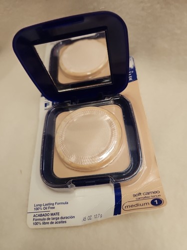 Polvo prensado camafeo suave Maybelline 140 SHINE FREE Medum #1 compacto 0,45 oz ¡NUEVO EN STOCK! - Imagen 8 de 18