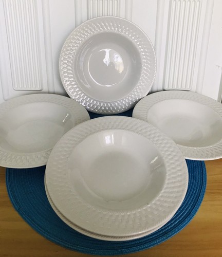 Set Of 5 Oneida, White “Wicker” Pattern, Stoneware 7.5” Rimmed Soup Bowls