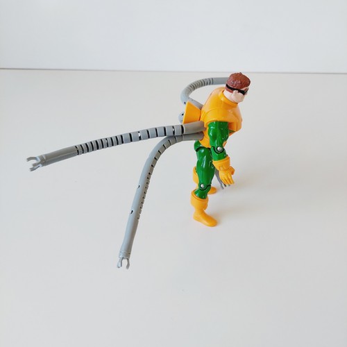 1994 Dr. Octopus (Doc Ock) Spider-Man Animated Series Toy Biz Action Figure 5" - Picture 6 of 11