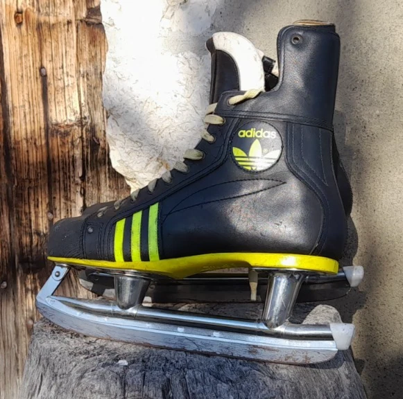 SkatingSpirit Lot De 2 Paires De Chaussettes De Patinage Artistique Montantes Extra Larges Antidérapantes, Noir, Taille Unique