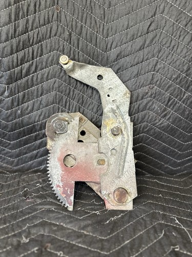 1967-69 Camaro, Firebird Quarter Panal Windiw Regulator Pair - Picture 4 of 18