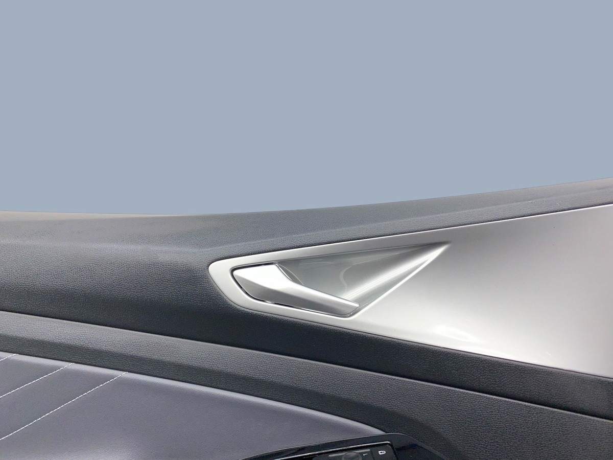 2023-2025 VOLKSWAGEN ID.4 Front Left Inner Door Trim Panel Cover