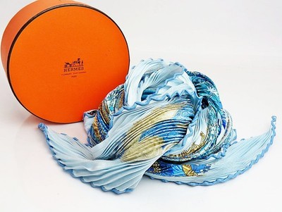 Authentic HERMES ''Ombres Et Lumieres'' Blue 100% Silk Pleated Scarf #63635