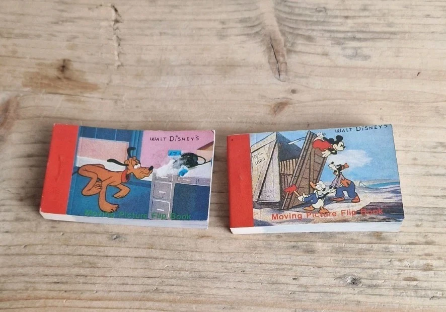 Walt Disney's Moving Picture Flip Books X2 Mid 1980's  - Image 4 of 4