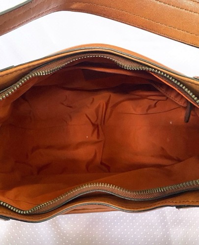 Bolso de hombro Cole Haan Stephanie (marrón) - Imagen 6 de 13