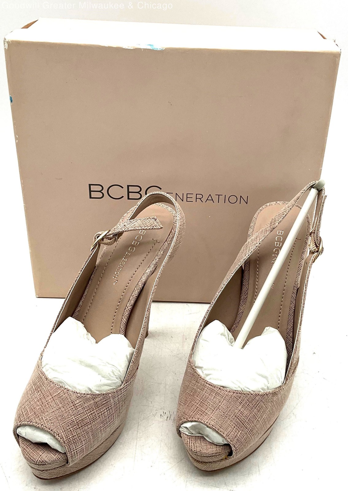 BCBGeneration Powder Blush Slingback Stiletto Hee… - image 2