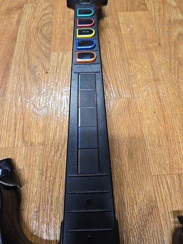 Xbox 360 Guitar Hero World Tour Orange Sunburst Wireless Controller With Strap - Picture 4 of 9