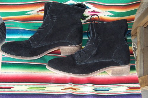 STEVE MADDEN Womens Black Suede Leather Lace Up Ankle Boots EUC 11 SMALL 9.5/10 - Picture 7 of 18