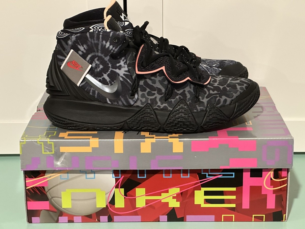 Size 10 - Nike Kyrie S2 Hybrid What The 2020 BRAND NEW KYRIE Size 10 - Nike Kyrie S2 Hybrid What The 2020 BRAND NEW KYRIE