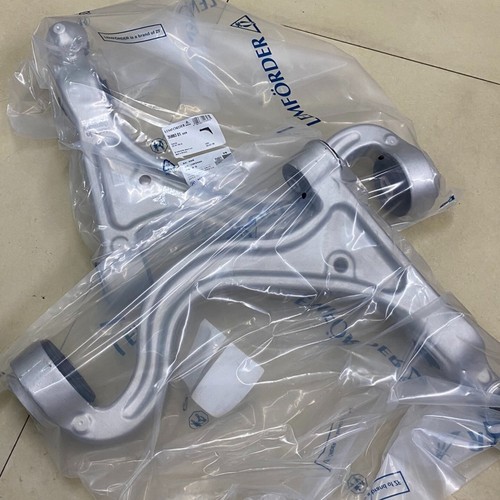 Pair of OEM Lemförder Front control arms For Porsche Panamera 2010-2013 970 - Picture 3 of 7