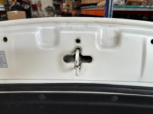 18-23 KIA STINGER - BONNET PANEL HOOD Snow White Pearl SWP OEM - Picture 9 of 14