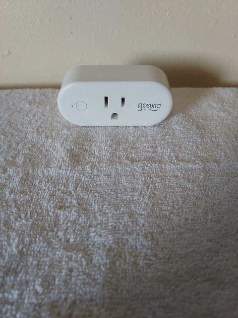 Gosund Smart Plug-in WP6 compatible with Alexa and Google home. This is used Gosund Smart Plug-in WP6 compatible with Alexa and Google home. This is used