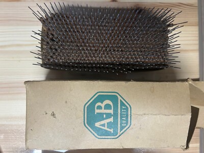 460pcs of Allen Bradley 220 ohm 1 watt 10% Carbon Comp Resistors, New.