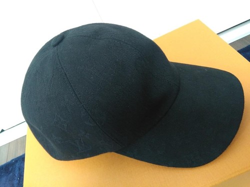 Louis Vuitton Monogram Essential Newsboy Cap Casquette - Size 58 - Black 3504AK - Picture 3 of 9
