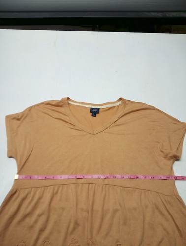 Day Trip Womens Orange Top. Size Small. Lace Hem v-Neck - Picture 3 of 5