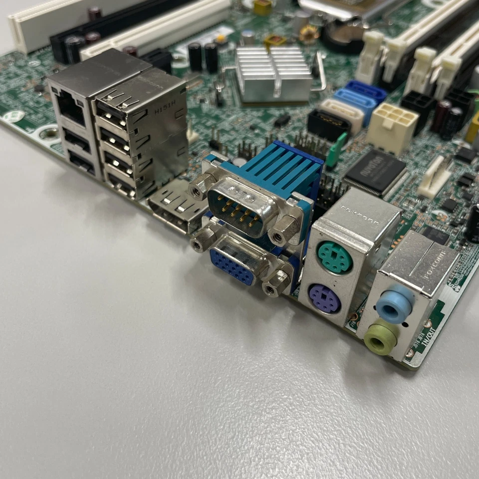 Genuine HP Compaq 8200 Elite Socket LGA1155 Motherboard 611834-001 611793-002 - Image 2 of 4