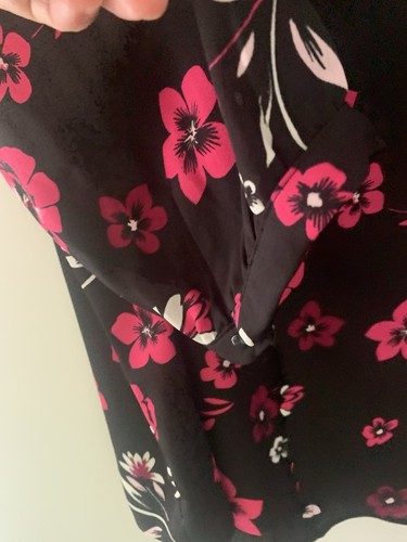 ELLE Black Floral Bogo Festival Formal Business Career  V-Neck  Top Womans SZ XL - Picture 4 of 10