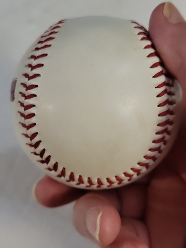 Hard Rock Cafe Chicago Souvenir Collectible Baseball - Picture 5 of 6
