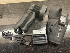 Labino MB 3.0 Series Saline Battery Hand Held UV LED Light Inspection Excellent