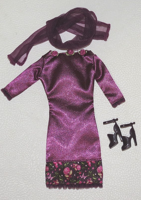 2000 Fashion Avenue Barbie Reception Roses Outfit Mattel