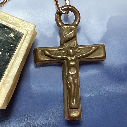 Vintage Bakelite Brooch with Dangling Religious Crackerjack Charms - 第 5/5 張圖片