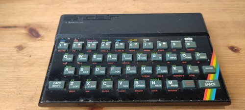 Original Sinclair ZX Spectrum 48K - Ausgabe 3 - Ersatzteile oder Reparaturen - schlechter Zustand