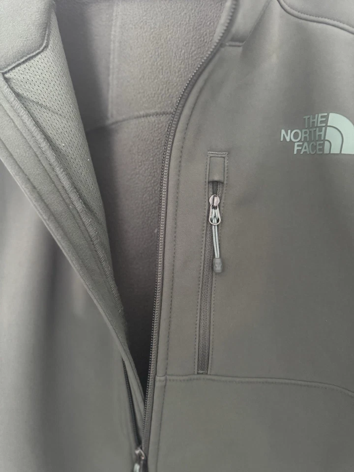 The North Face Apex 仿生软壳夹克 - 男式中号,绿色,羊毛衬里 — 第 3/4 张图片