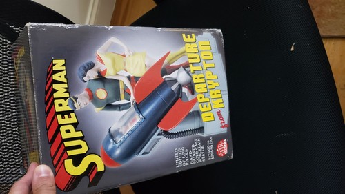Superman Departure from Krypton 9" Statue - BROKEN* PLZ READ - Picture 2 of 12