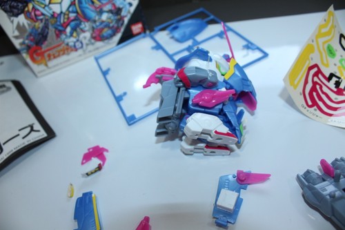 Vintage Gundam SDG-09 Model Kit 1998 Partially Assembled With Original Box - Picture 11 of 12