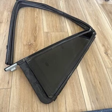 2020 - 2024 FORD EXPEDITION REAR RIGHT SIDE DOOR WINDOW RUN CHANNEL SEAL OEM