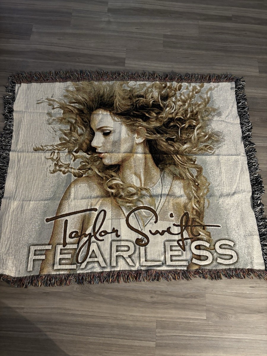 Taylor Swift Fearless Tour Woven Tapestry Blanket Throw