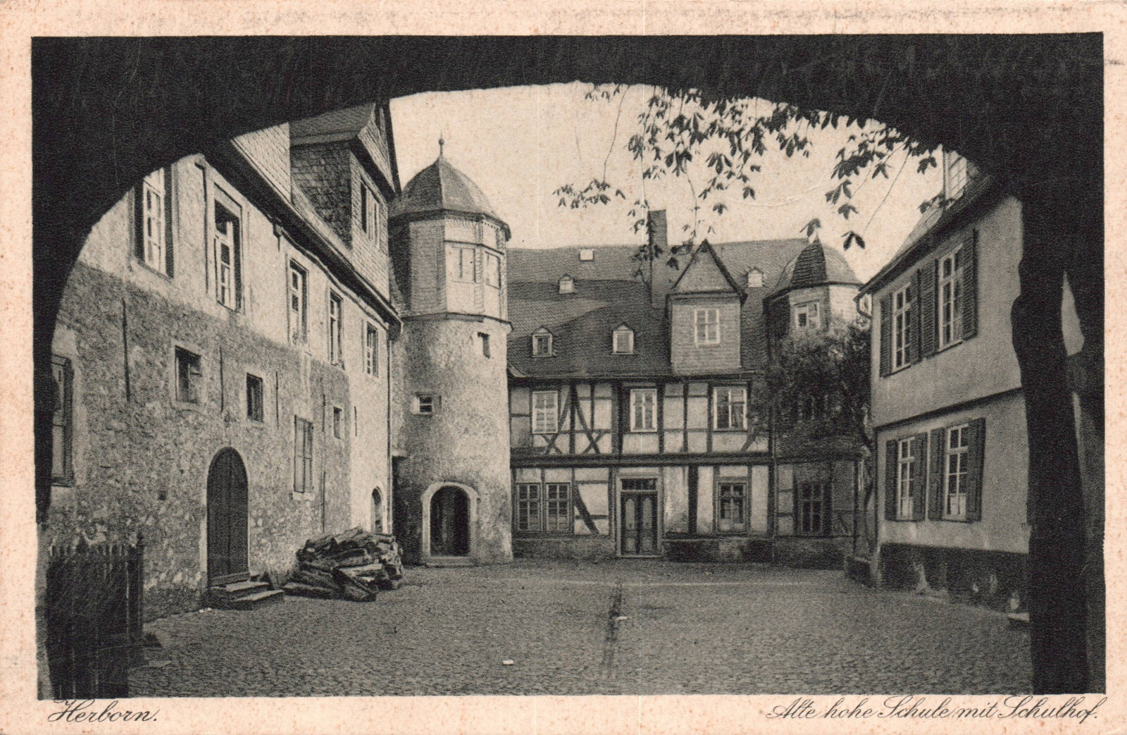 Bild 1 von 2
