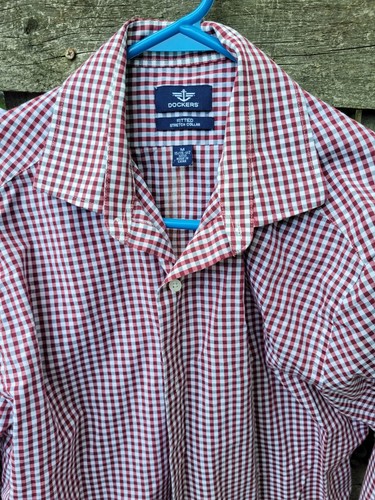 3 Men's Dockers Dress Shirts M 15/15 1/2, 32/33 - Picture 2 of 5