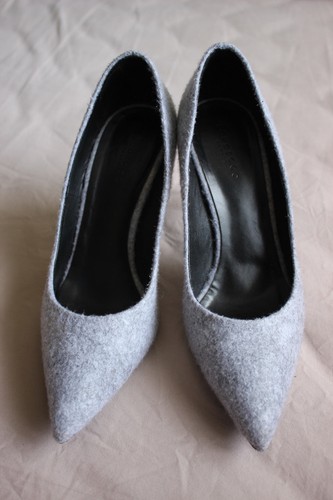 Warsaw Bohoboco Women's Grey Wool High Heel Shoes Size 37.5 Good Used Condition - Picture 3 of 8