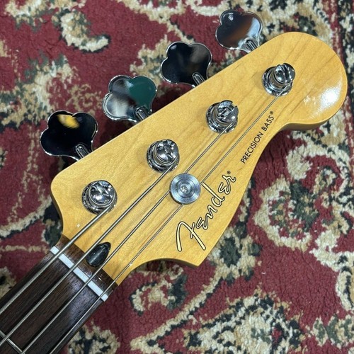 *CLEAN* Fender Player2 White-ish Precision Bass 3.88kg W/GB - Picture 4 of 12