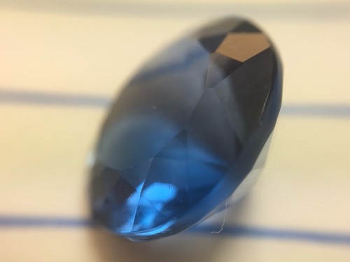 8,95 cts Natural Corte Redondo Cambio de Color Azul-Púrpura-Rojo IF/VVS Flourite (Brasil) - Imagen 9 de 12