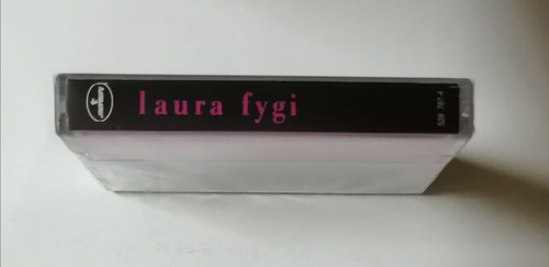Turn Out The Lamplight by Laura Fygi Rare Malaysia Cassette Brand New Sealed - Picture 3 of 3