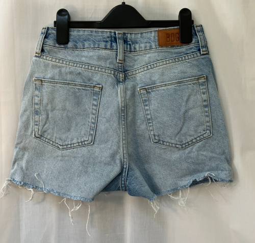 BDG Urban Outfitters Denim Mom Shorts - Size 26 waist - Blue - Picture 2 of 4