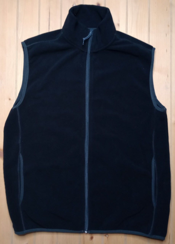 St. John's Bay Poly Fleece Vest Men's Medium Black Zip Up - Picture 2 of 4