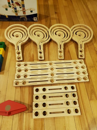 Hape Quadrilla Rail Set Plus with Original Box - PLEASE READ - Picture 6 of 7