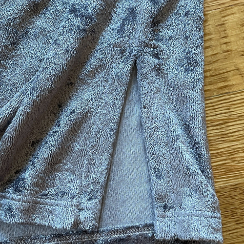 Anthropologie Michael Stars Gray Silver Crushed Velvet-Slouchy-V Neck Tee Large - Picture 4 of 8