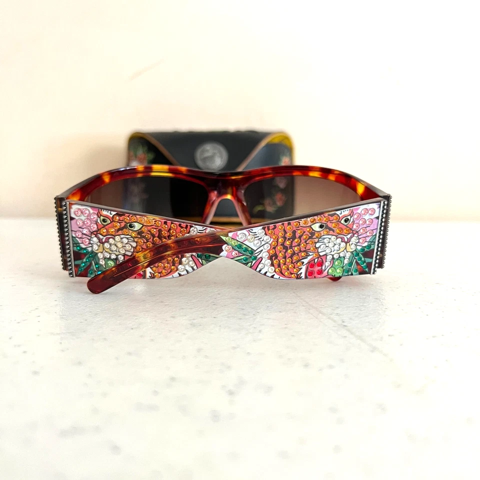 Ed Hardy Women's Designer Sunglasses  (EHS007) with Original Case Cleaning Cloth - Image 4 of 4