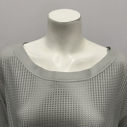 Planet by Lauren G Kunstleder Vegan Top Grau Perforiert Kleine Löcher One Size - Bild 4 von 5