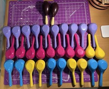16 Pairs - 7" Plastic Maracas Toys Party Favors Classroom Use EUC 
