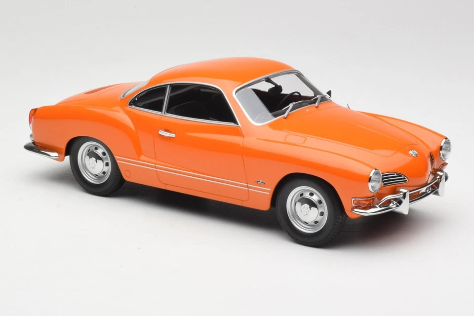155054020 Volkswagen Karmann Ghia cupé naranja Minichamps 1/18 Foto 4 de 4