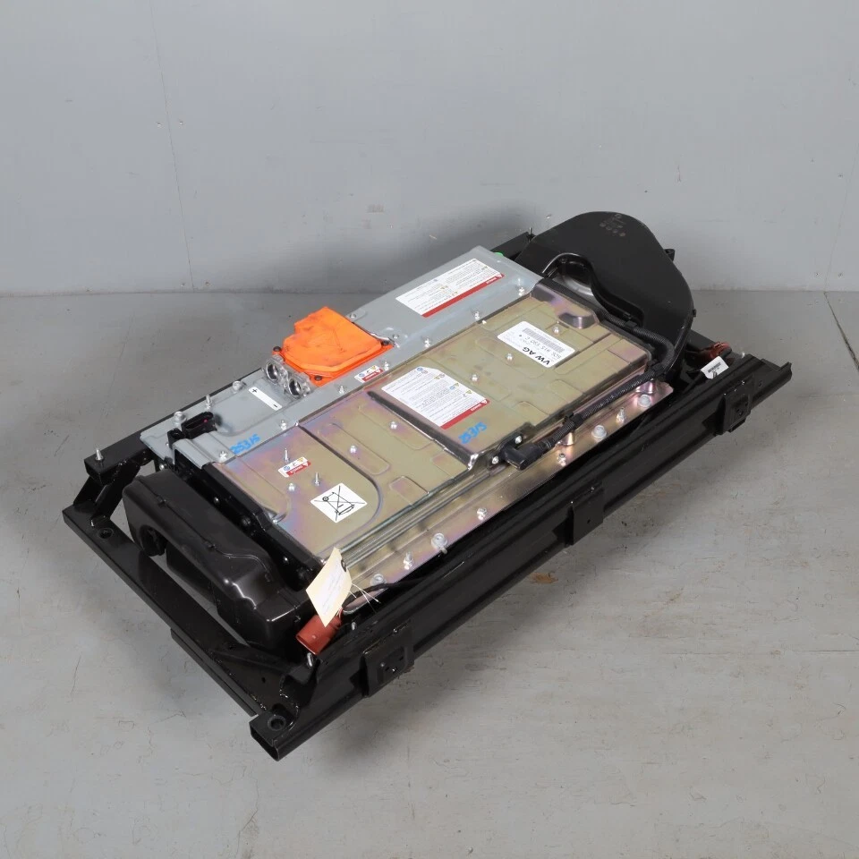 2013-2016 Volkswagen Jetta Hybrid Battery Pack 5C6915590C OEM Used - Image 2 of 4