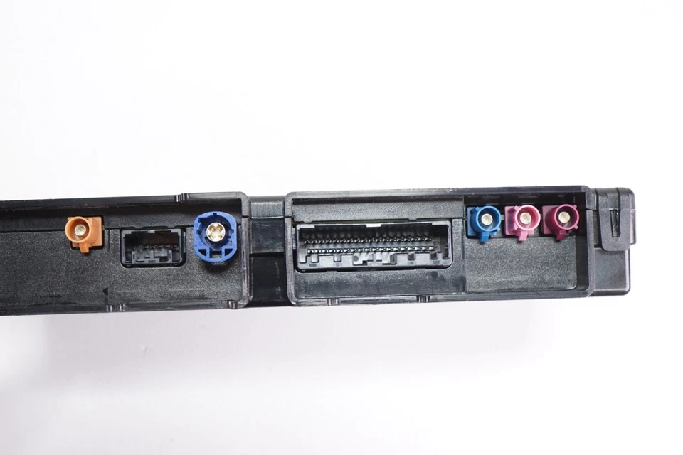 Módulo de conectividad de vehículo de comunicación Volvo XC90 S90 OEM 2016-2019 Foto 3 de 3