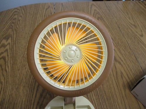 AUTOREIFEN SCHREIBTISCHVENTILATOR KLAPPREIFEN SCHREIBTISCHVENTILATOR LEUCHTET USB LADEN - Bild 6 von 16