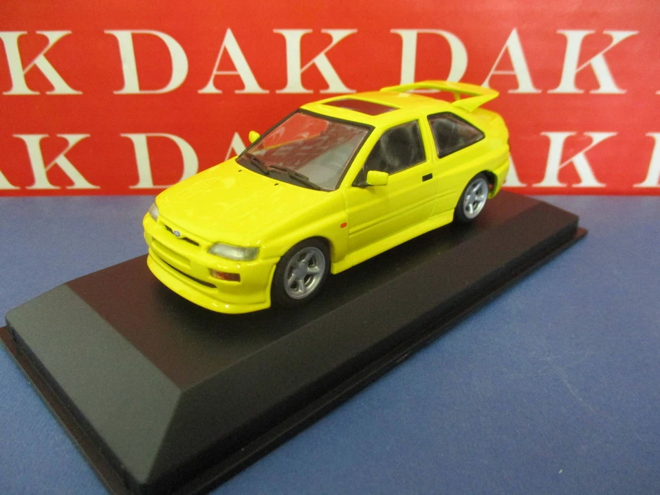 Die cast 1/43 Modellino Auto Ford Escort RS Cosworth 1992 yellow by MaXichamps - Immagine 2 di 4